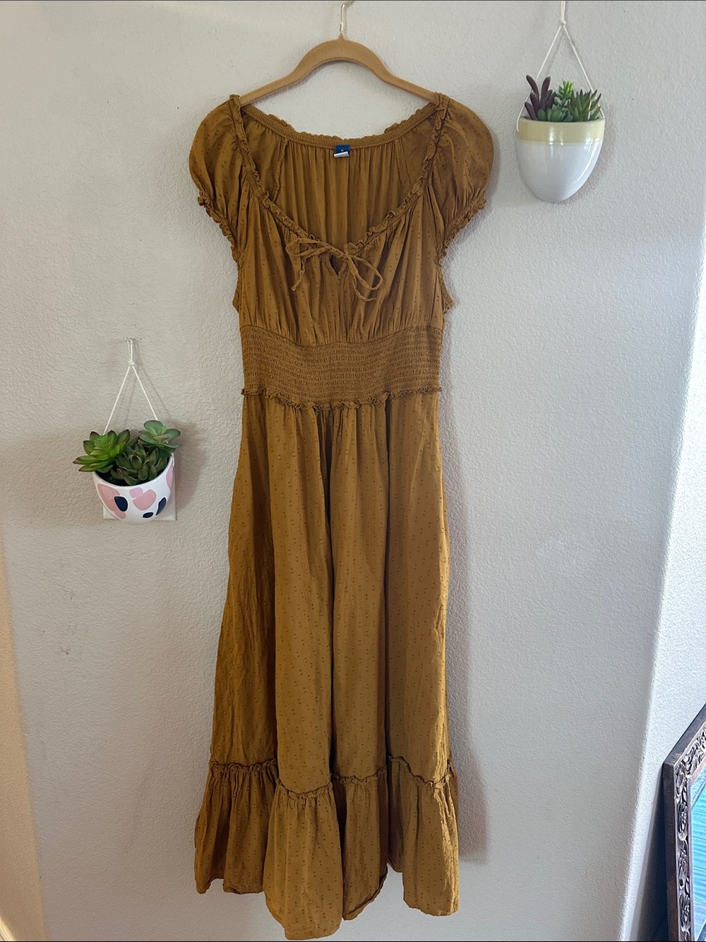 Old Navy Swiss Dot Smocked Waist Defined Midi Full Tier Dress Medium